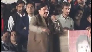 Watch Sheikh Rasheed's taunt to Bilawal for kissing Maulana Fazal ur Rehman