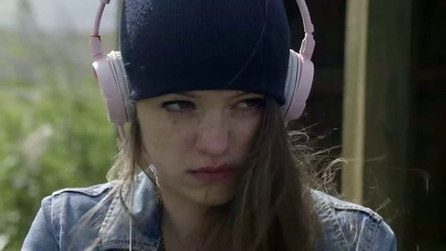 Of Girls and Horses - Trailer