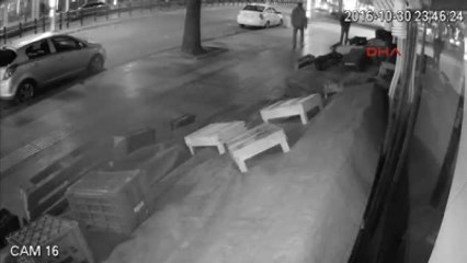 Tokat?ta Market Hırsızlığı, Güvenlik Kamerasına Yansıdı