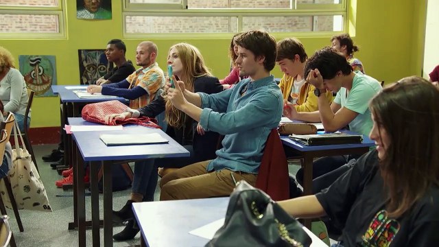 Dailymotion partner watermark 00:2100:55 00:54 Indiscrétion : Le comportement étrange de Julien Indiscrétion : Le comportement étrange de Julien by Plus Belle La Vie 24,782 views 01:09 Indiscrétion : La scène de jalousie de Francesco Indiscrétion :