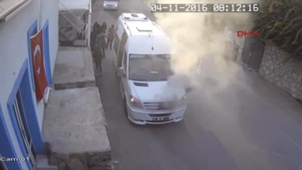 Muğla - Öğrenci Servisi Alev Alev Yandı