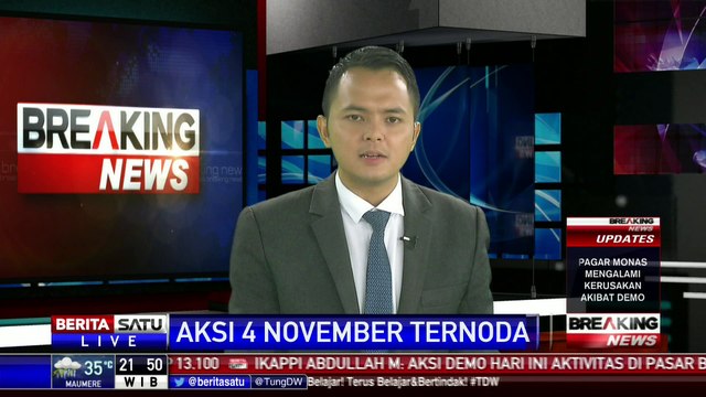 Aparat Gabungan Tahan Massa yang Memaksa Kompleks Rumah Ahok