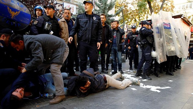 تركيا: انتقادات دولية للتوقيفات التي طالت أعضاء حزب الشعوب الديمقراطي