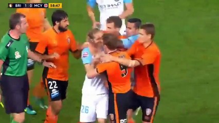 Fight u25cf Brisbane Roar FC vs Melbourne City 1-0 u25cf Australian A-League 04_11_2016