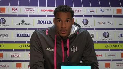 Foot - L1 - TFC : Jullien «On se débrouille très bien...»