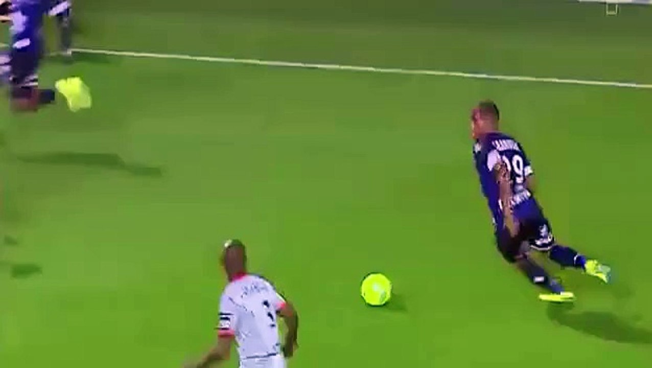 But de Chaouki Ben Saada - ES Troyes AC 1-0 Valenciennes - (04_⁄11_⁄2016)