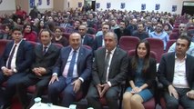 Dışişleri Bakanı Çavuşoğlu AK Parti Siyaset Akademisi'ne Katıldı