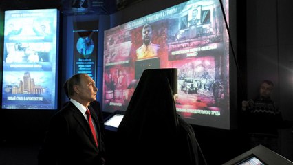 Feierlichkeiten und Proteste am russischen Tag der nationalen Einheit