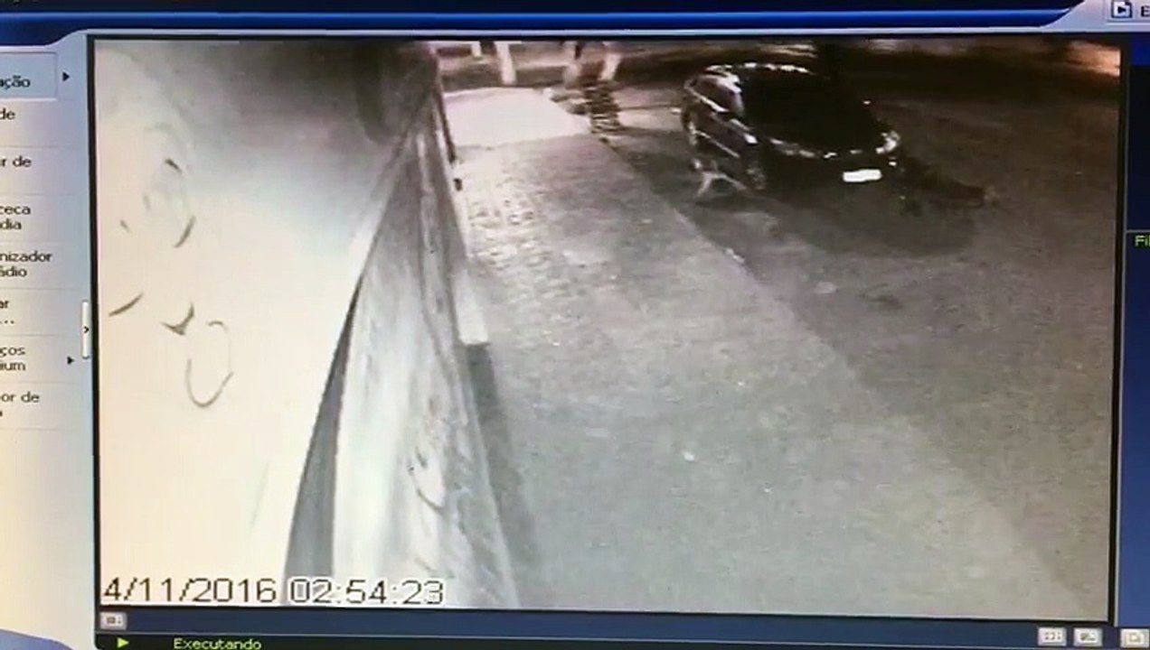 PM e três suspeitos de roubo morrem em tiroteio