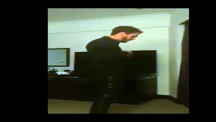 شاهد سعد المجرد يصلي ويرثل القران داخل السجن