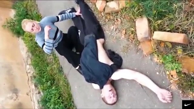 (ШОК.. КУДА МЫ КАТИМСЯ) И КТО ВИНОВАТ В ЭТОМ ПРАВИТЕЛЬСТВО, ТЕЛЕВИЗОР ИЛИ ИНТЕРНЕ