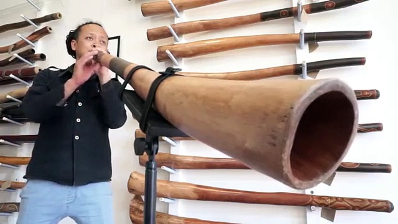 Jesse Lethbridge didgeridoo key of F (#3474)