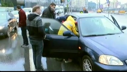 Kazada Yaralanan Kadın Uzun Süre Şoku Atlamadı