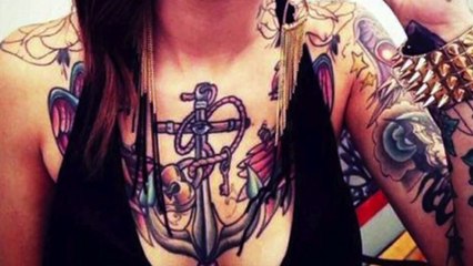 Modèles tatouage ancre marine