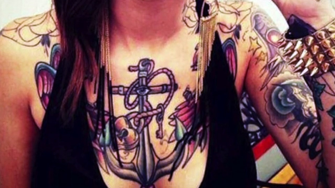 Modèles tatouage ancre marine
