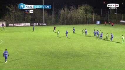 Coup franc, belle tête de BOZOK à la réception.