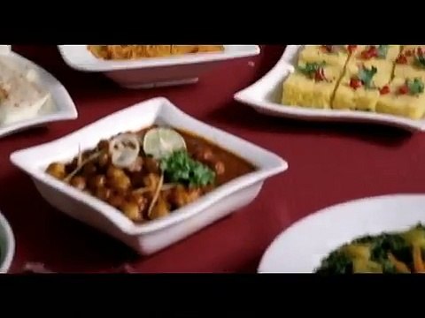 Vinod Stainless Steel Pressure Cooker! - YouTube [360p]