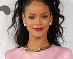 Rihanna Büyükbabasına Yazdığı Mektubuyla Duygulandırdı