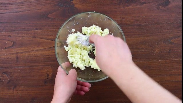 Testez cette Focaccia de tomates cerises Et olives... Une explosion de saveur !