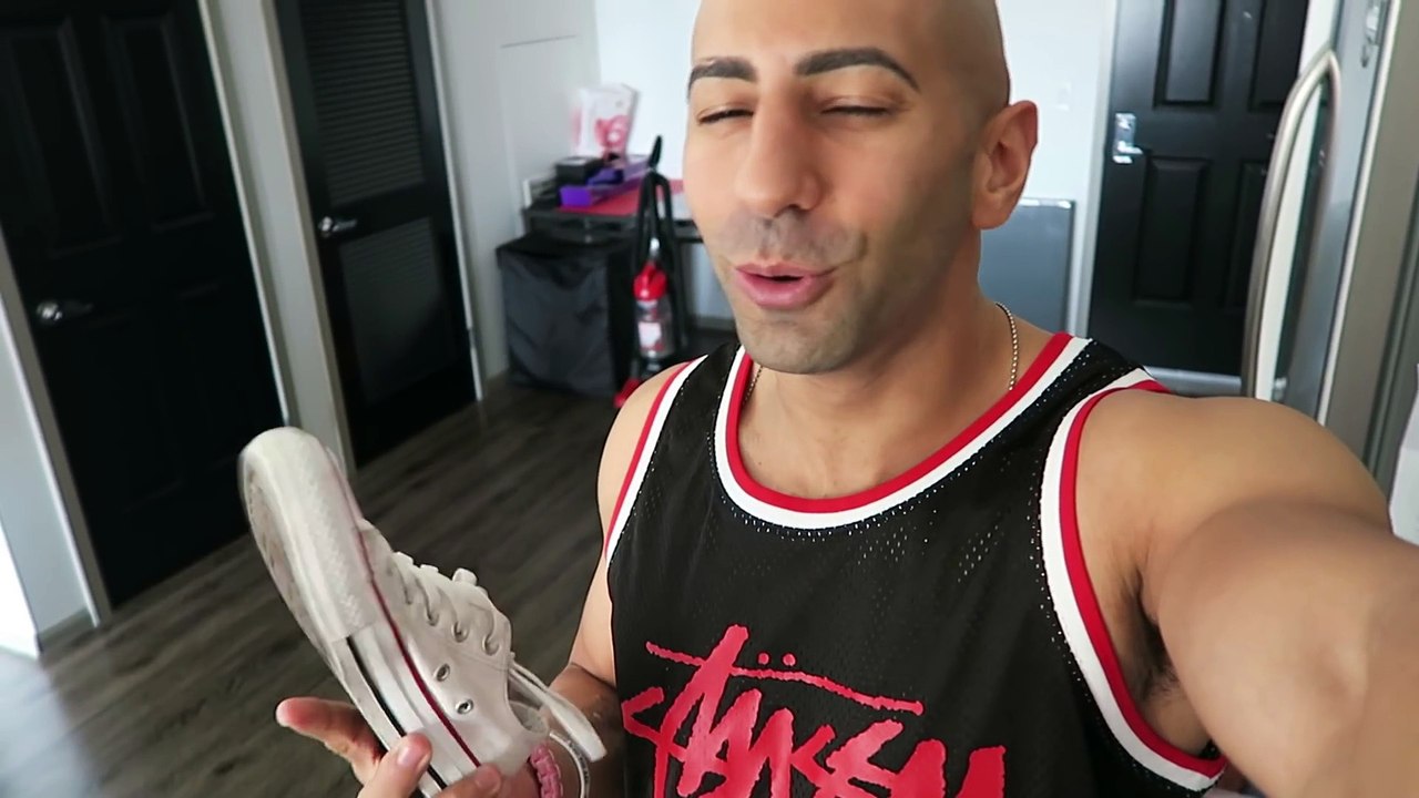 I GOT HER!!  PRANK WAR
