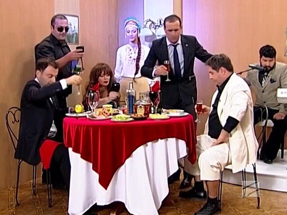 კომედი შოუ - დოლარიჩი მოსკოვში - Komedi Shou - Dolarichi Moskovshi