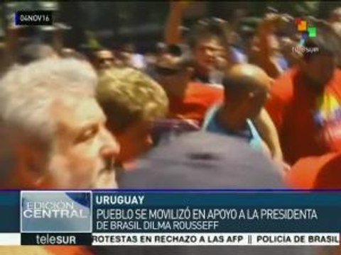 Pueblo uruguayo se moviliza en apoyo a pdta. brasileña Dilma Rousseff