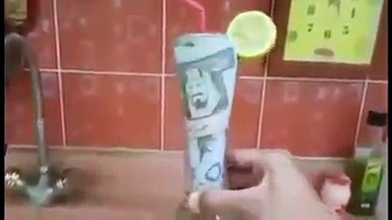 مسخرةسعودي يطبخ الاموال.