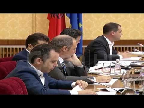 KU NDAHEN PALET PER LIGJIN E VETTINGUT