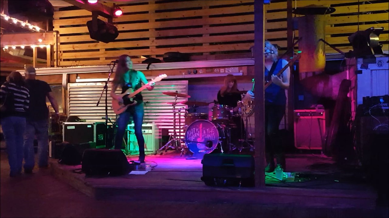 Katy Guillen & The Girls - Heavy Days - 4 Nov 16