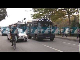 ARRESTOHEN 12 TE DYSHUAR PER TERRRORIZEM NE SHQIPERI E KOSOVE - News, Lajme - Kanali 12