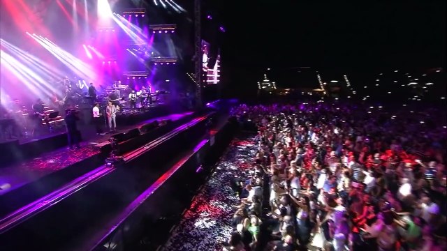 Νίκος Βέρτης & Eyal Golan - Αν είσαι ενα αστέρι | Live - Israel