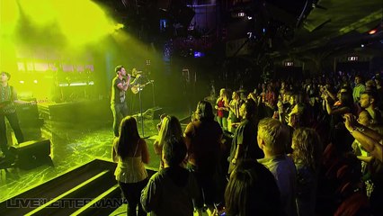 Maroon 5 - One More Night (Live on Letterman)