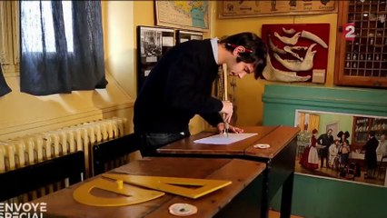 Devenir professeur de mathématiques en 10 minutes - Envoyé Spécial