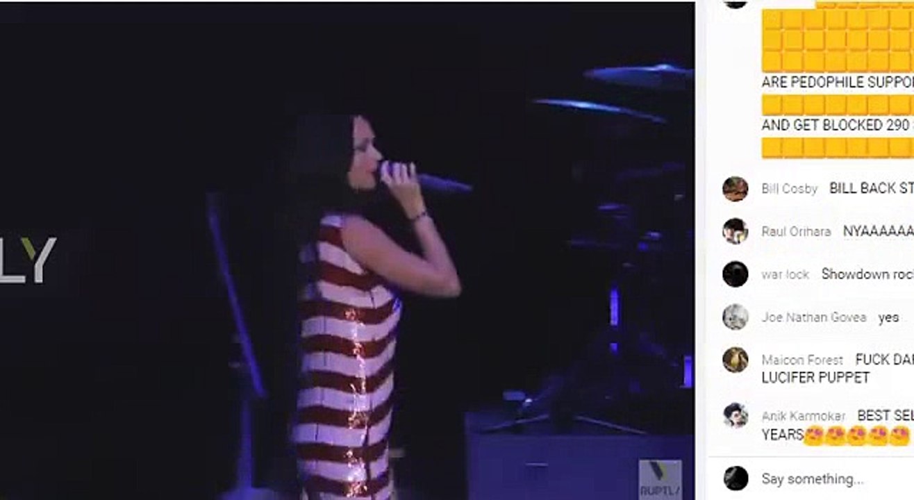 Katy Perry performs ''Dark Horse'' live in Philadelphia In Support of Hillary Clinton