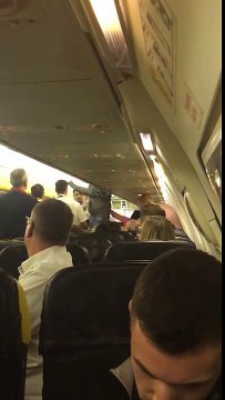Des passagers se battent pendant un vol Bruxelles-Malte