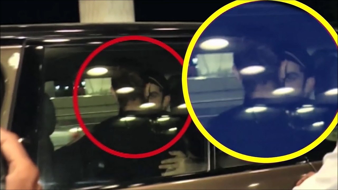 Anushka Sharma Hot Kissing Virat Kohli In Car At Airport_HD
