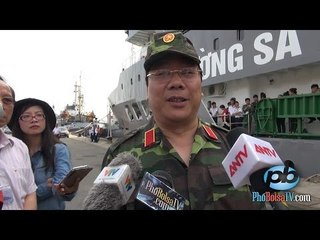 Thứ trưởng BNG VN Nguyễn Thanh Sơn tại buổi lễ khởi hành đi Trường Sa