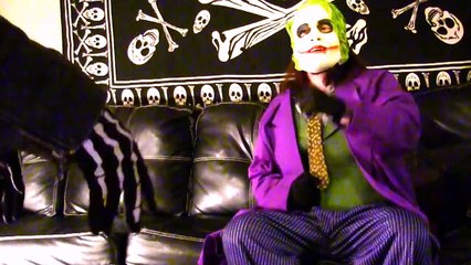 Gerçek Hayat IRL yılında JOKER farting yarışma ve DONDURULMUŞ ELSA BEBEK (brüt osurukları ve yormak