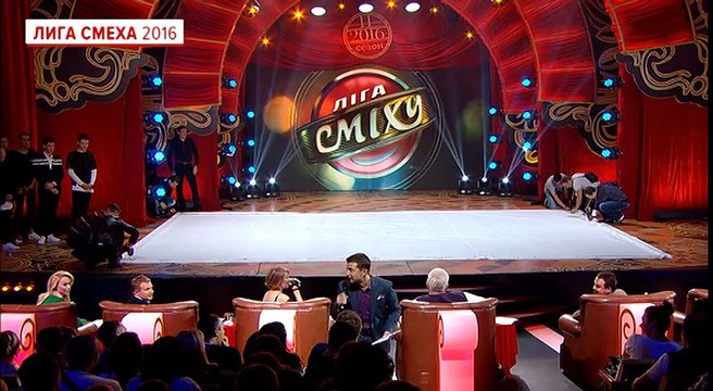 Интервью со зрителями на Лиге Смеха | Лига Смеха 2016, Четвертый полуфинал