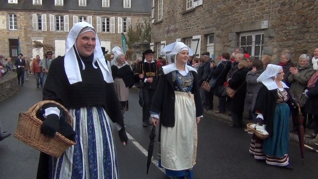 Festival des chanteurs de rue et foire St Martin 2016 Quintin