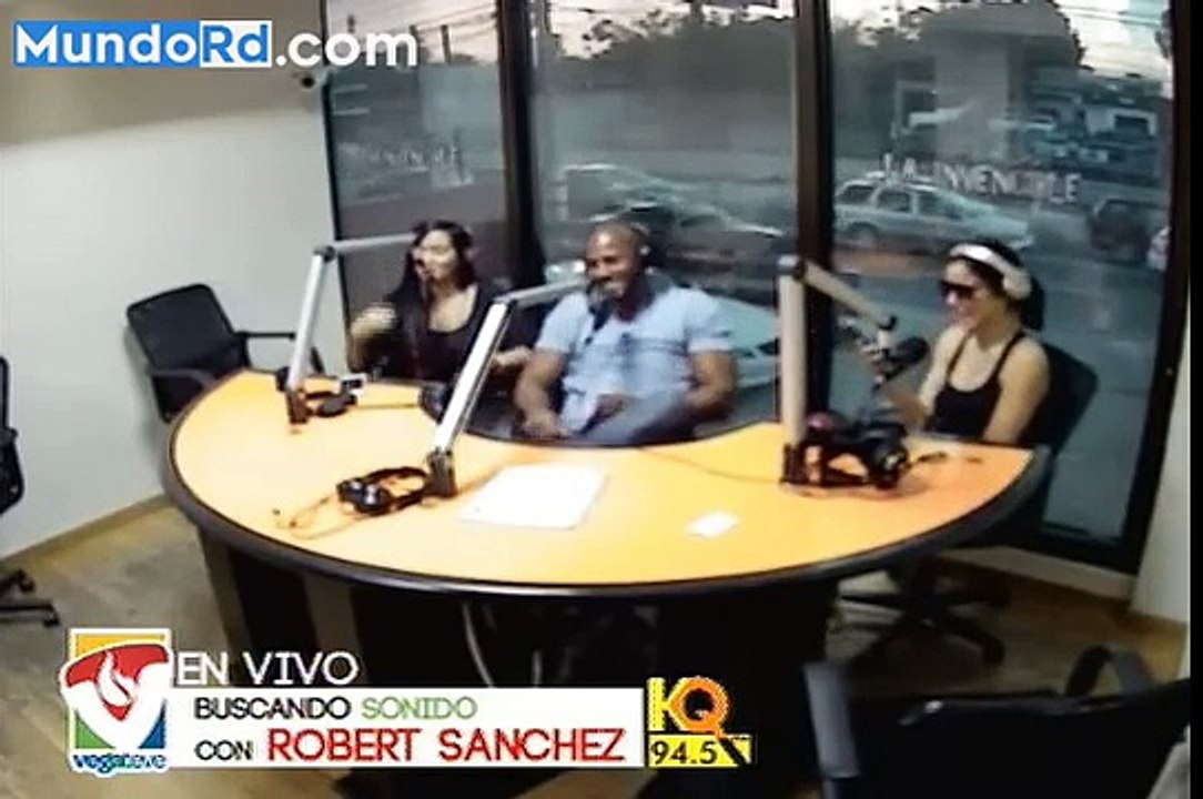 aconseja a Karen Yapoort en cuestion a su pareja el peloteron Edwin Encarnacion para que la chiapiadoras de aqui no se l