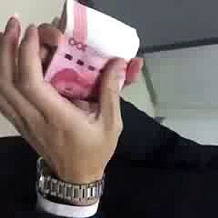 Dünyanın en hızlı para sayan adamı