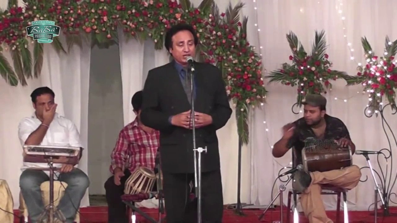 Funny comedy full enjoy Saeed Saiki performing Maple Leaf Spring Festival 2012