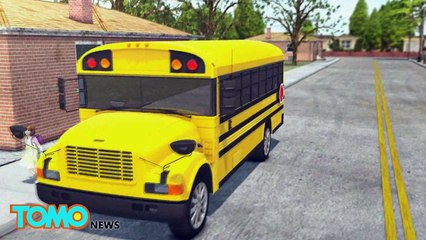 Policiais publicam fotos de casal com overdose em carro com filho bebê.