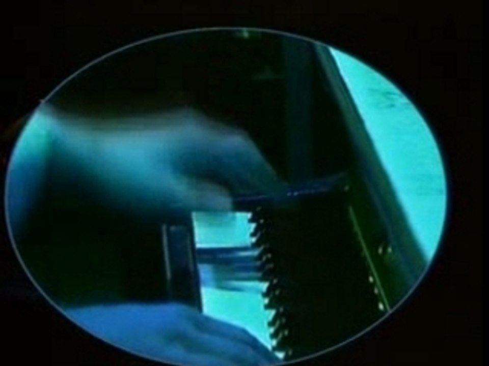 "1979 "ELO -TURN TO STONE-