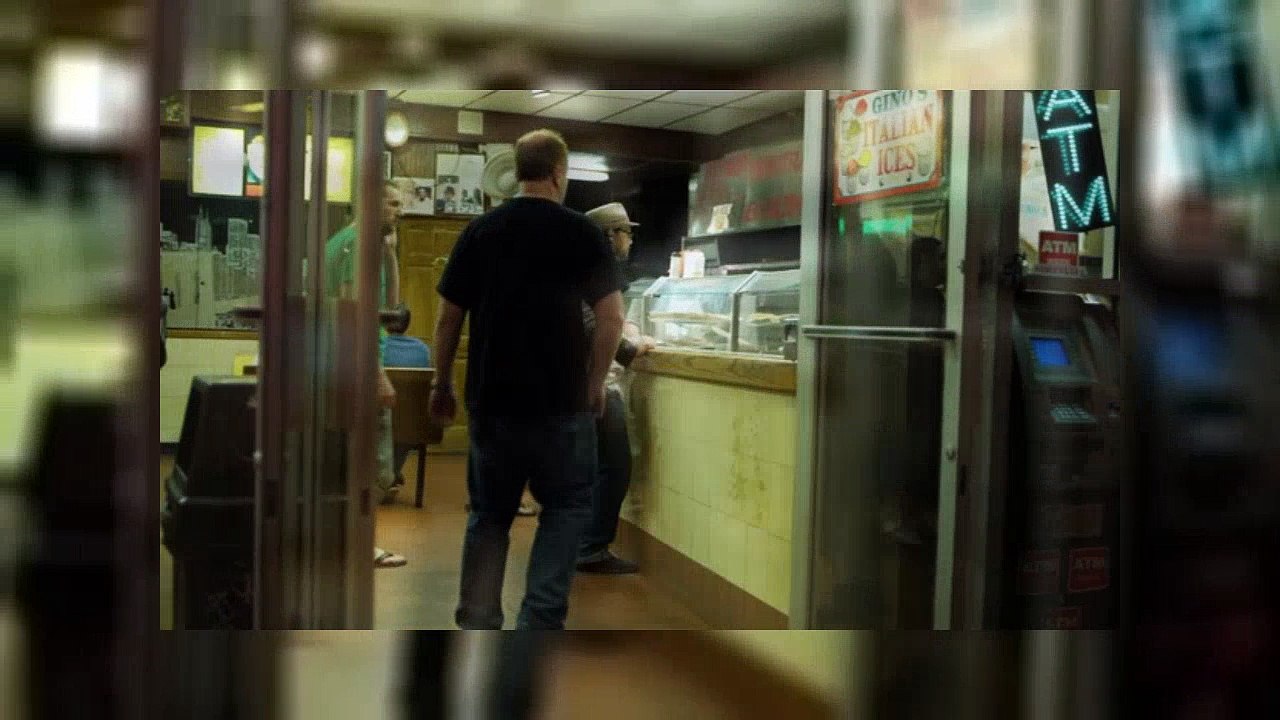 Louie Season 1 Episode 6 Heckler/Cop Movie