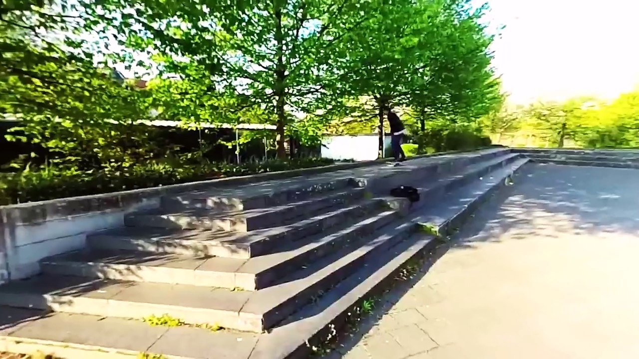 Gros fails, accidents et gags de la semaine... Vélo, Cheval, Balançoire, Gym, Danse...