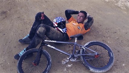 Ce rider tente les plus grands sauts en BMX.. Et se plante !