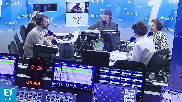 Notes secret défense : pourquoi la droite n'enclenche-t-elle pas une procédure de destitution à l'encontre de François Hollande ?