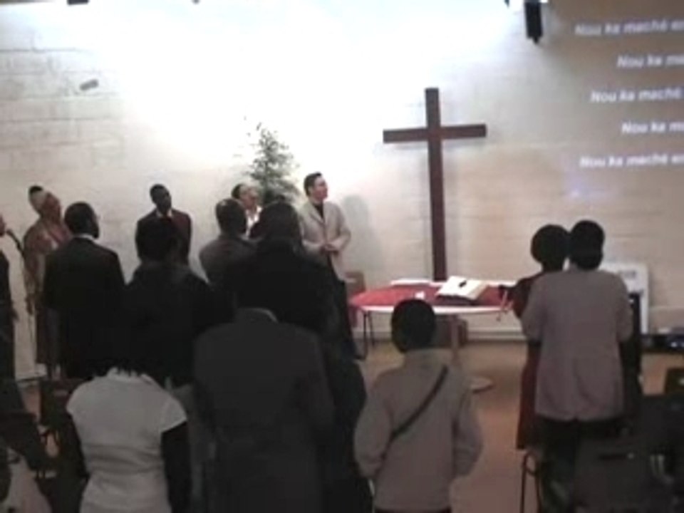 Gospel Chatenay - Nous marchons dans